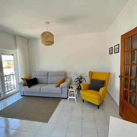 Lägenhet Casa Da Estacao_sao Martinho Do Porto